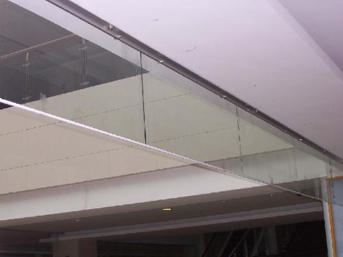 防火玻璃挡烟垂壁安装配件